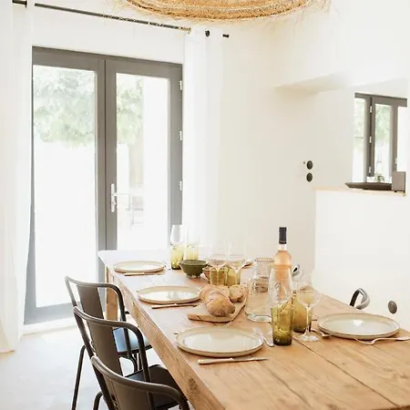Maison B Vakantiehuis *