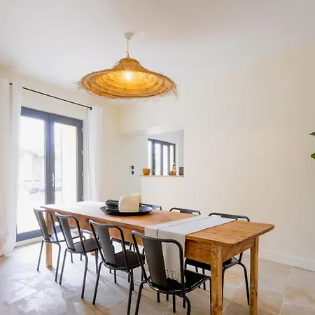 Maison B Vakantiehuis *